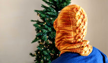 Load image into Gallery viewer, Autumn Knots Hood